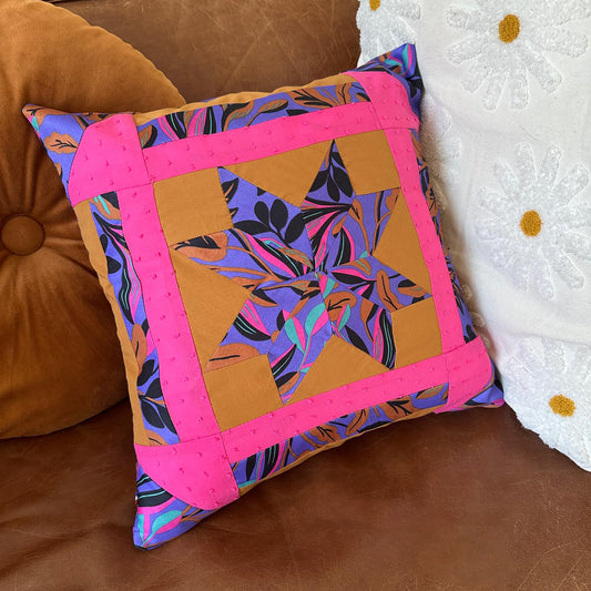 Housse de coussin floral Violet